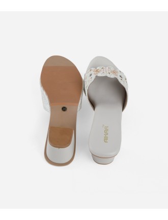 AIKAA Ethnic Footwear